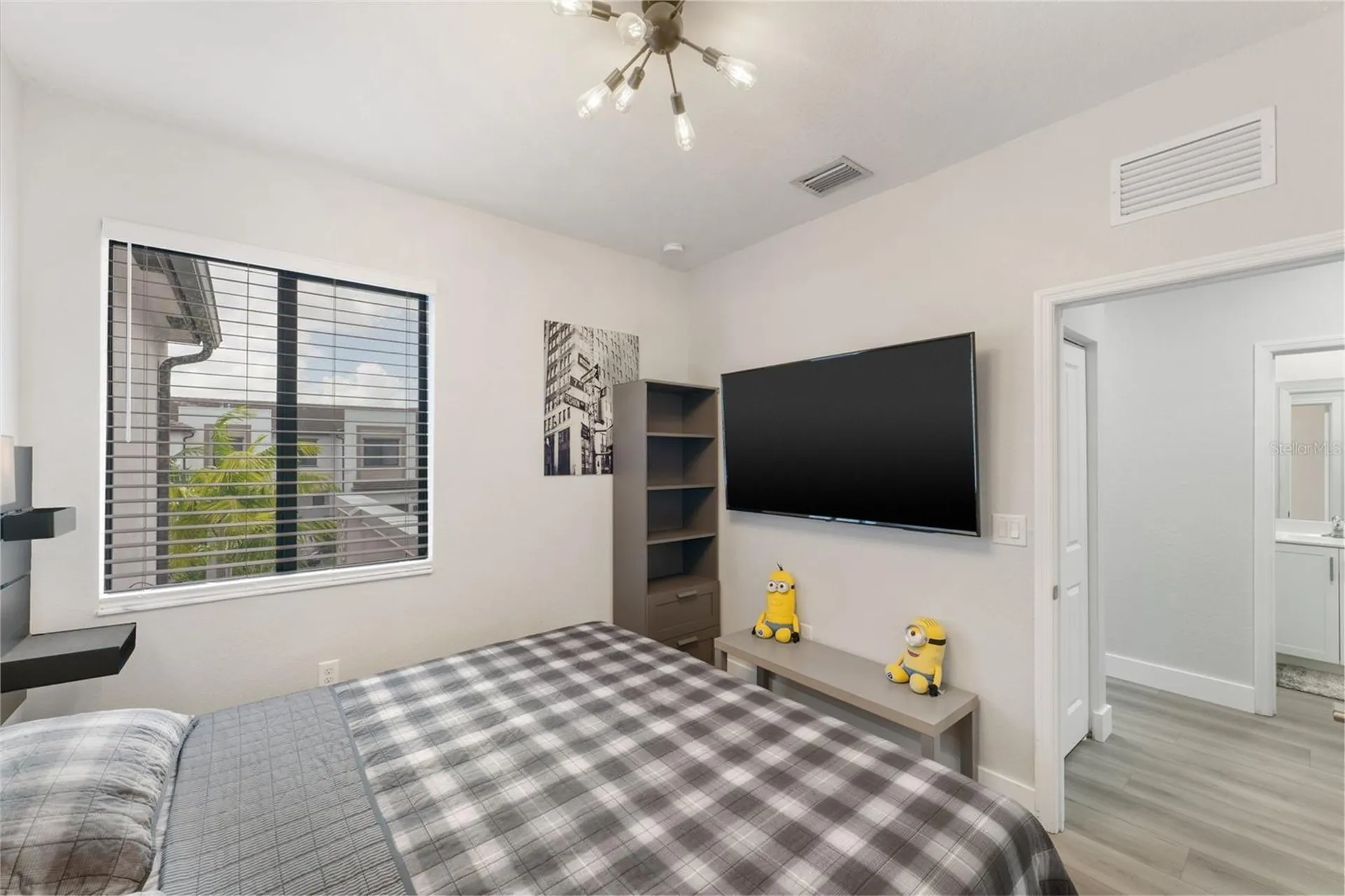 549 NE 206th Lane Miami FL 33179