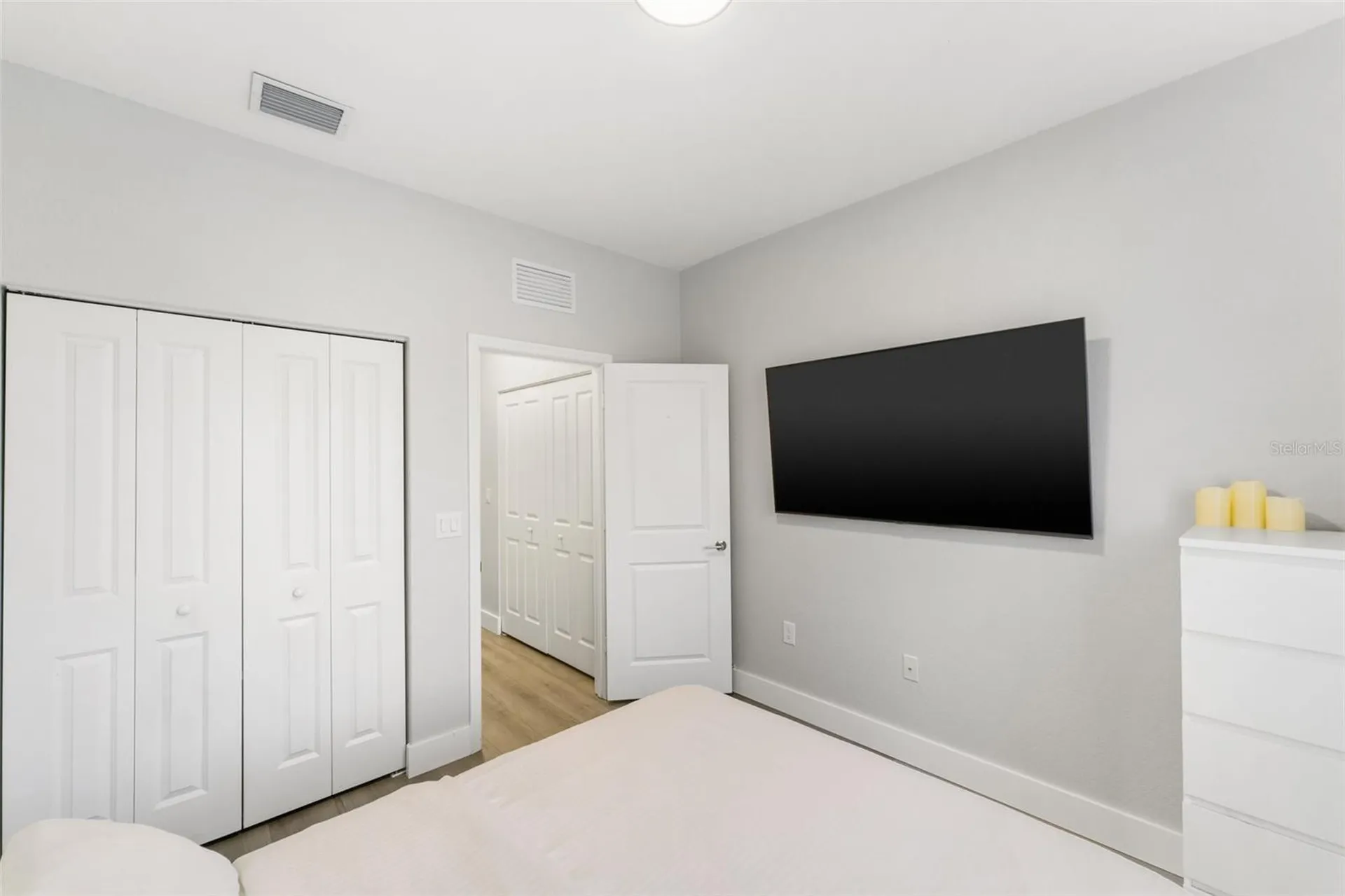 549 NE 206th Lane Miami FL 33179