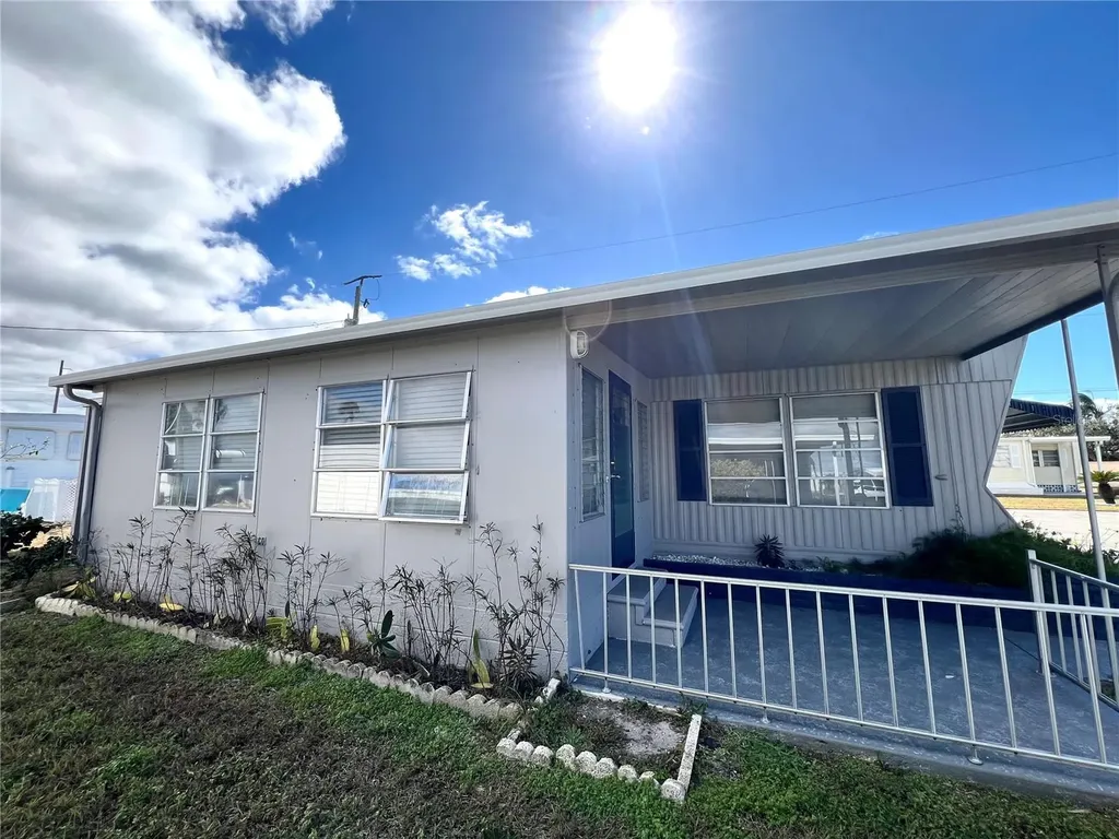 5203 7th C Street E Bradenton FL 34203