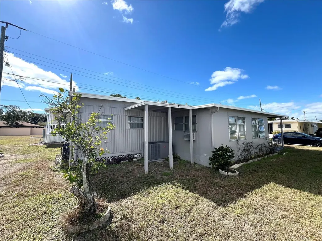 5203 7th C Street E Bradenton FL 34203