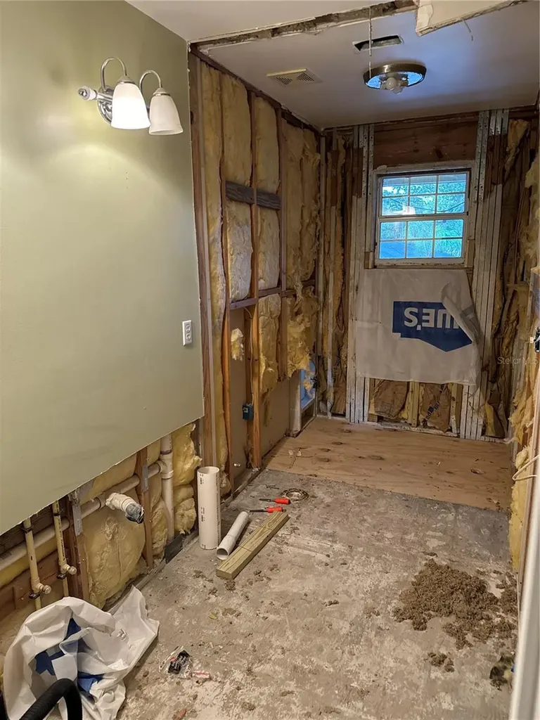 518 Poinsettia Lane Kissimmee FL 34744