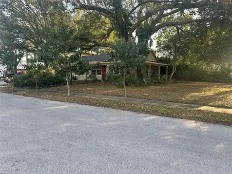 518 Poinsettia Lane Kissimmee FL 34744
