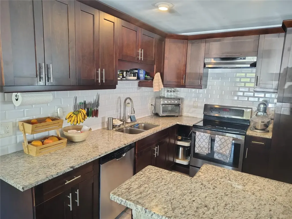 5309 Nancy Street Tampa FL 33617