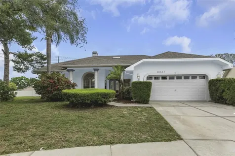 8827 Helmsly Lane Hudson FL 34667
