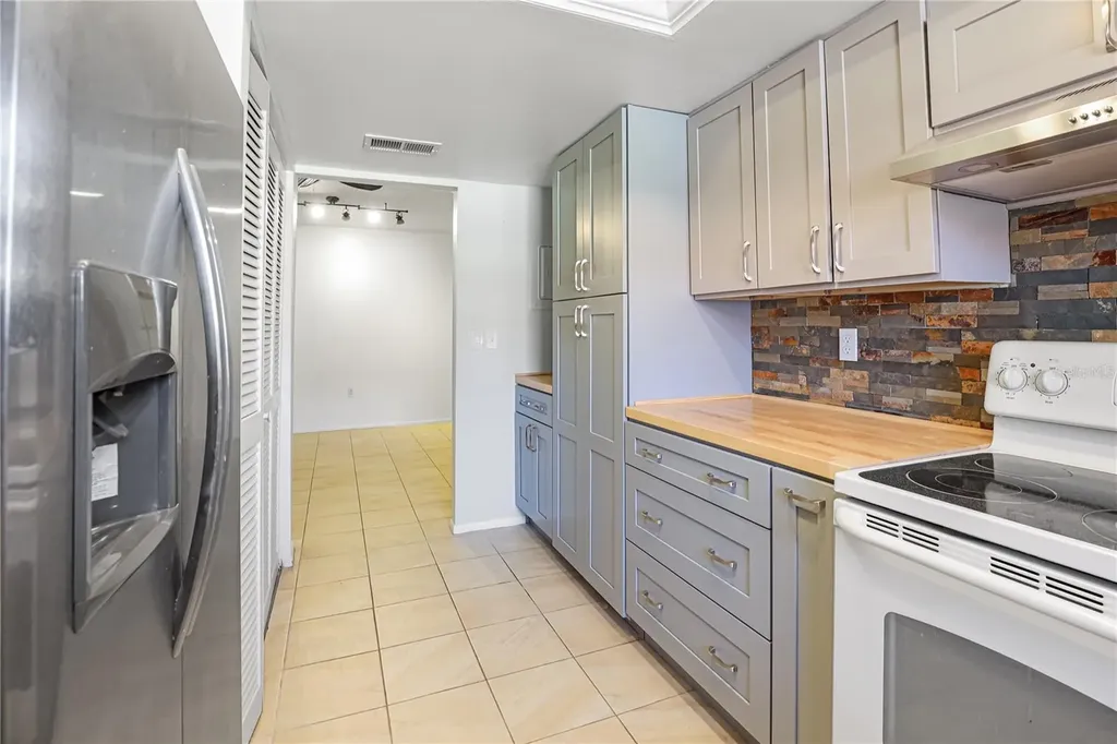 1403 56th Street W Bradenton FL 34209