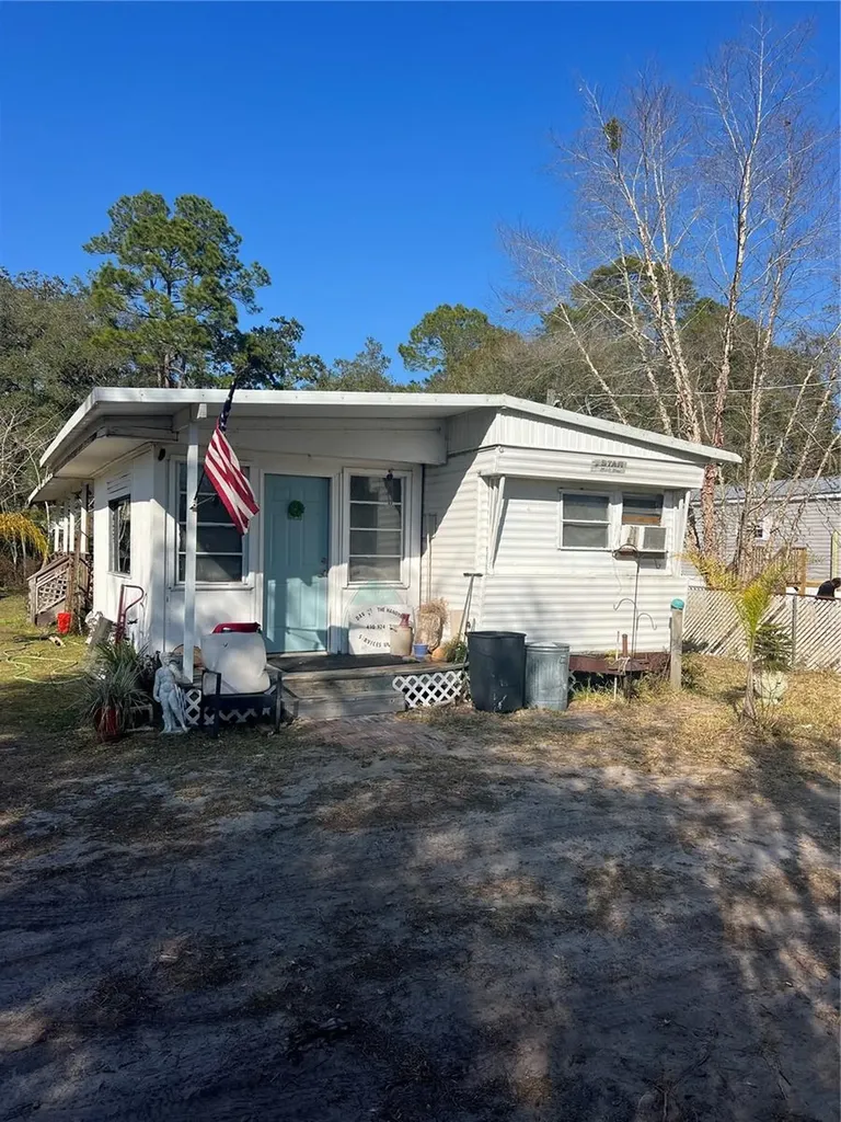118 Creekside Road Satsuma FL 32189