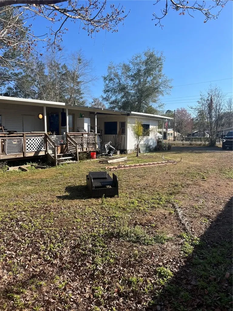 118 Creekside Road Satsuma FL 32189