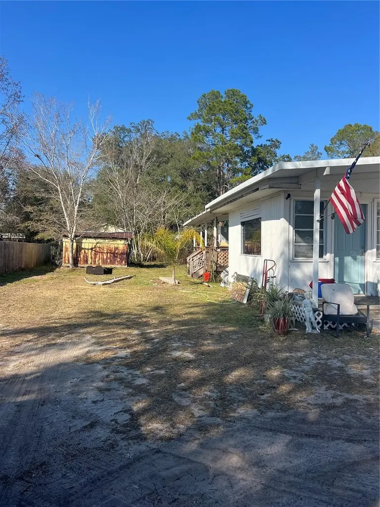118 Creekside Road Satsuma FL 32189