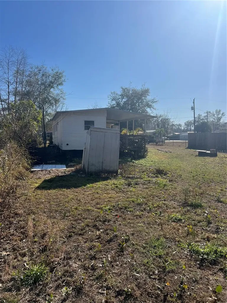 118 Creekside Road Satsuma FL 32189