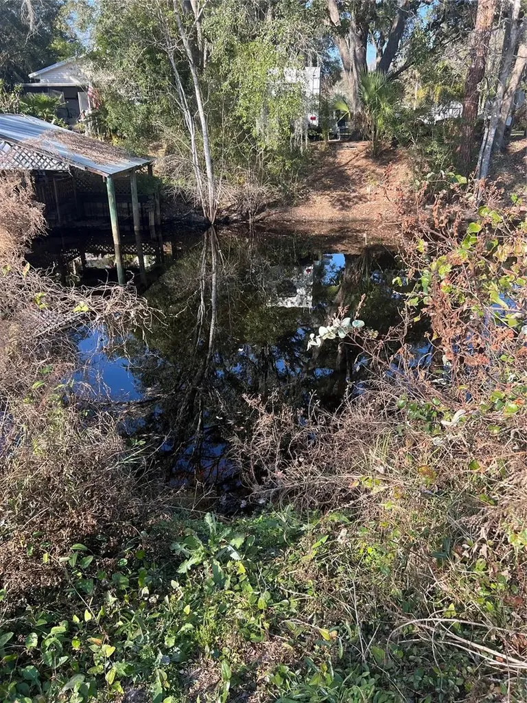 118 Creekside Road Satsuma FL 32189