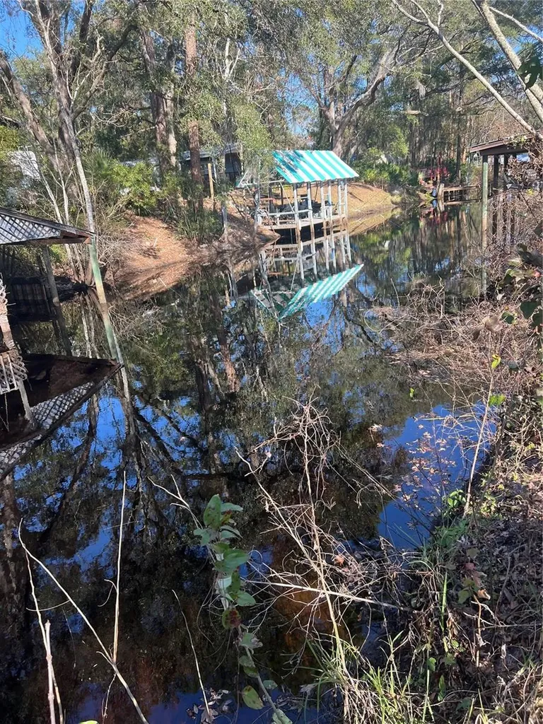 118 Creekside Road Satsuma FL 32189