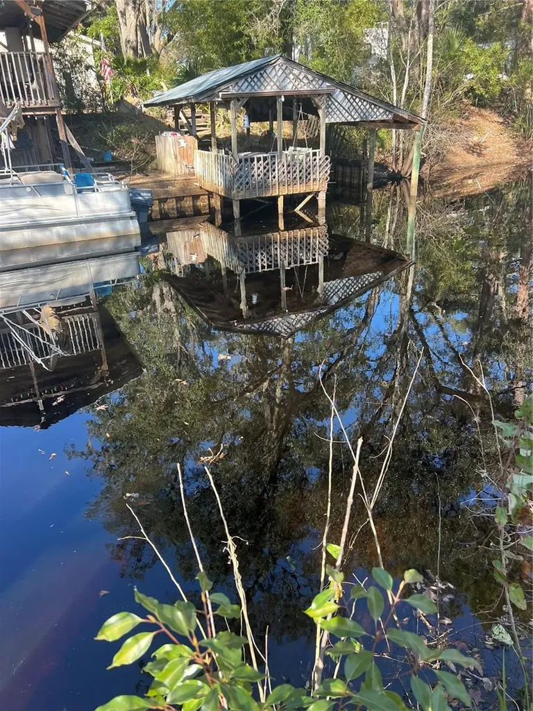 118 Creekside Road Satsuma FL 32189