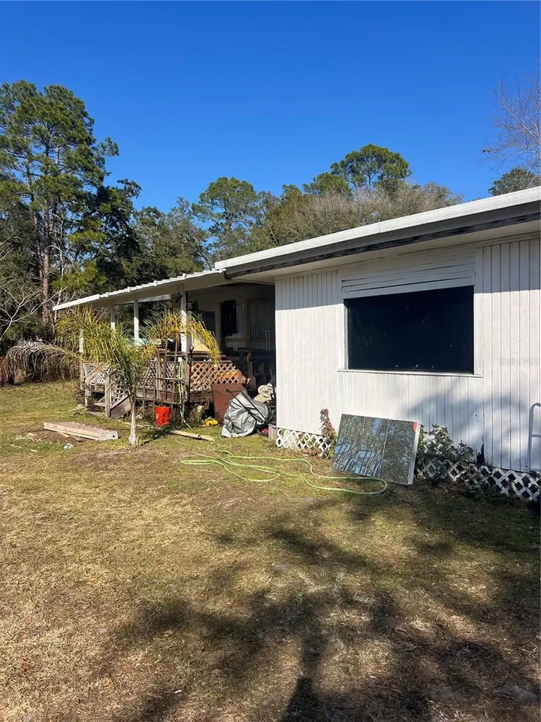 118 Creekside Road Satsuma FL 32189