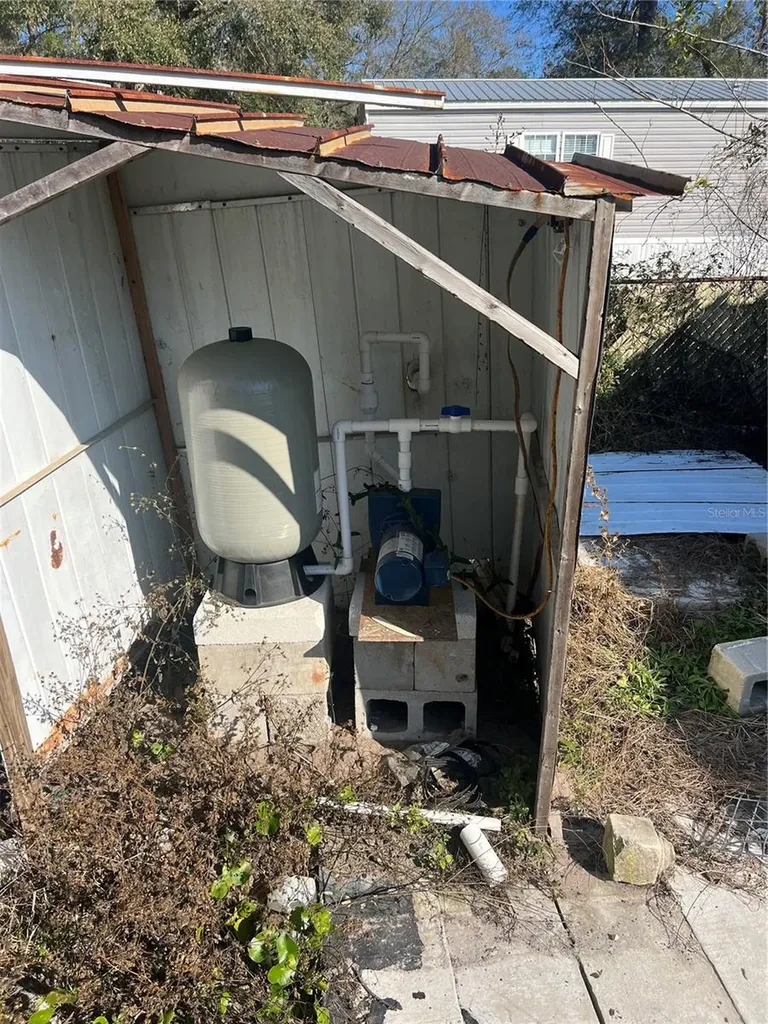 118 Creekside Road Satsuma FL 32189