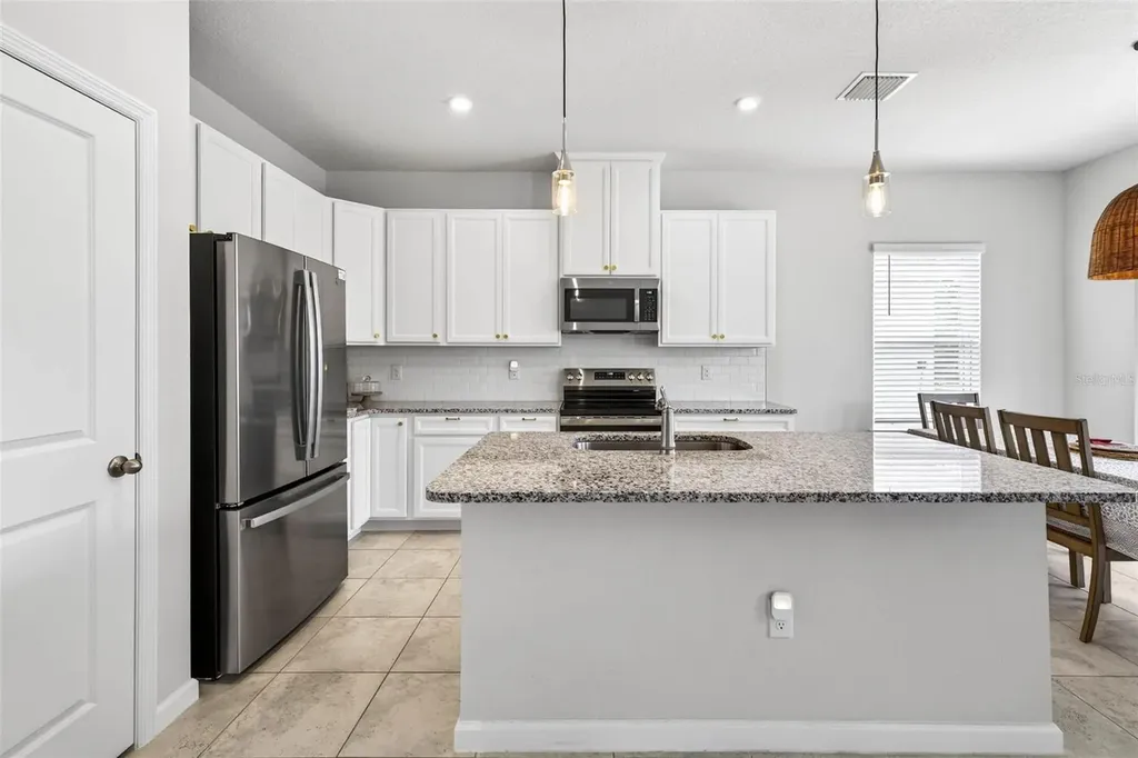9833 Zennia Lane Parrish FL 34219