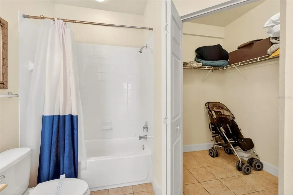2950 Lucayan Harbour Circle Kissimmee FL 34746