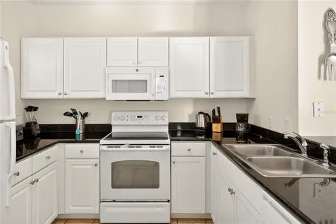 2950 Lucayan Harbour Circle Kissimmee FL 34746