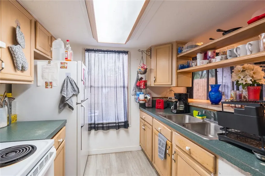 4004 Barwood Drive Orlando FL 32839