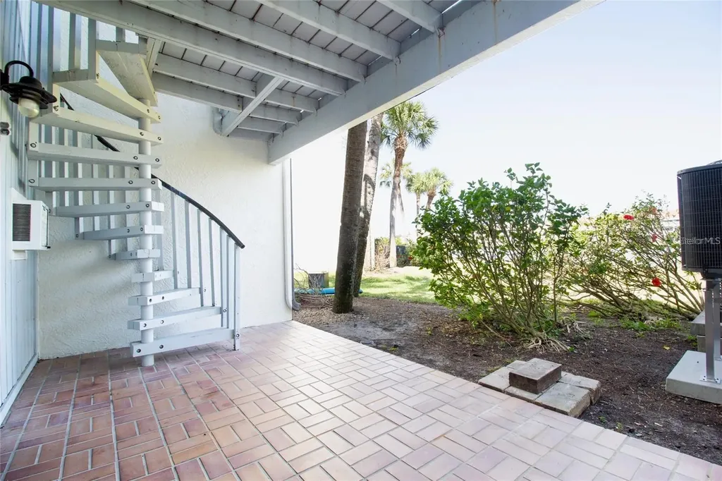 12140 Capri Circle S Treasure Island FL 33706