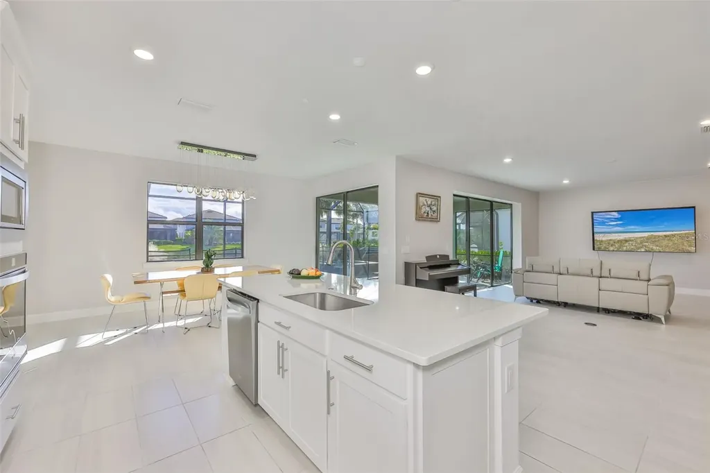 16320 Hidden Oak Loop Bradenton FL 34211