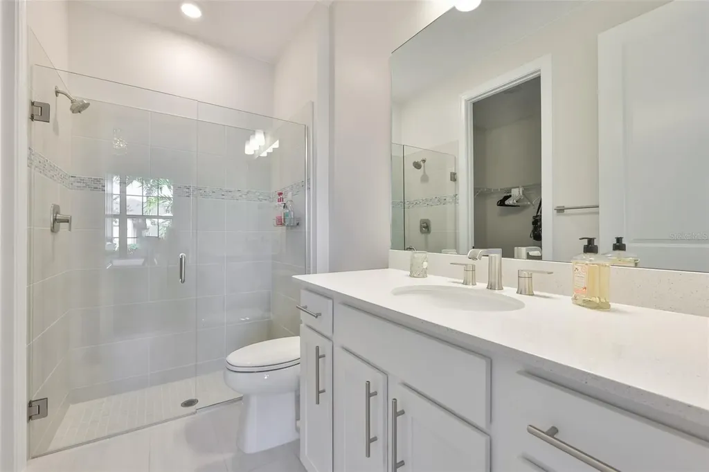 16320 Hidden Oak Loop Bradenton FL 34211
