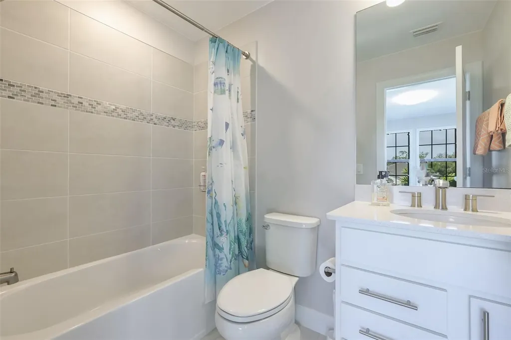 16320 Hidden Oak Loop Bradenton FL 34211