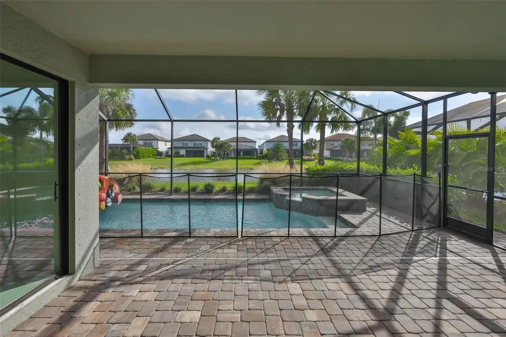 16320 Hidden Oak Loop Bradenton FL 34211