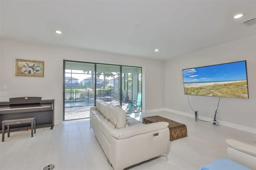16320 Hidden Oak Loop Bradenton FL 34211