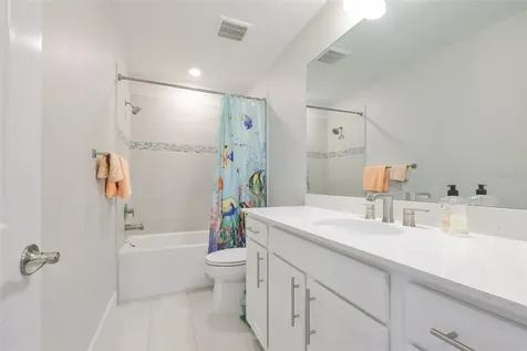 16320 Hidden Oak Loop Bradenton FL 34211