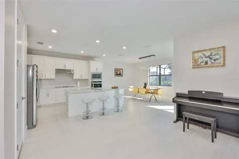 16320 Hidden Oak Loop Bradenton FL 34211