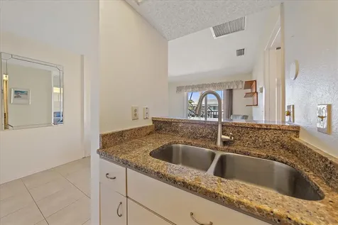902 Gibbs Road Venice FL 34285