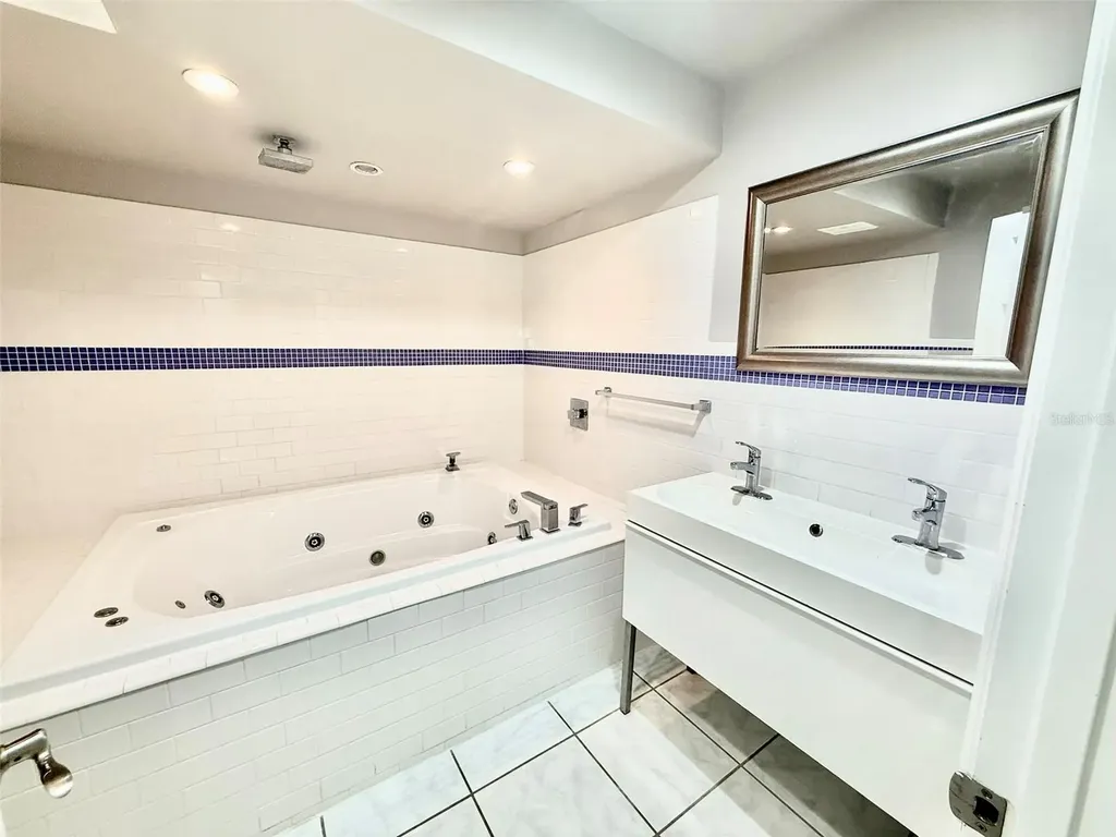 4500 E Bay Drive Clearwater FL 33764