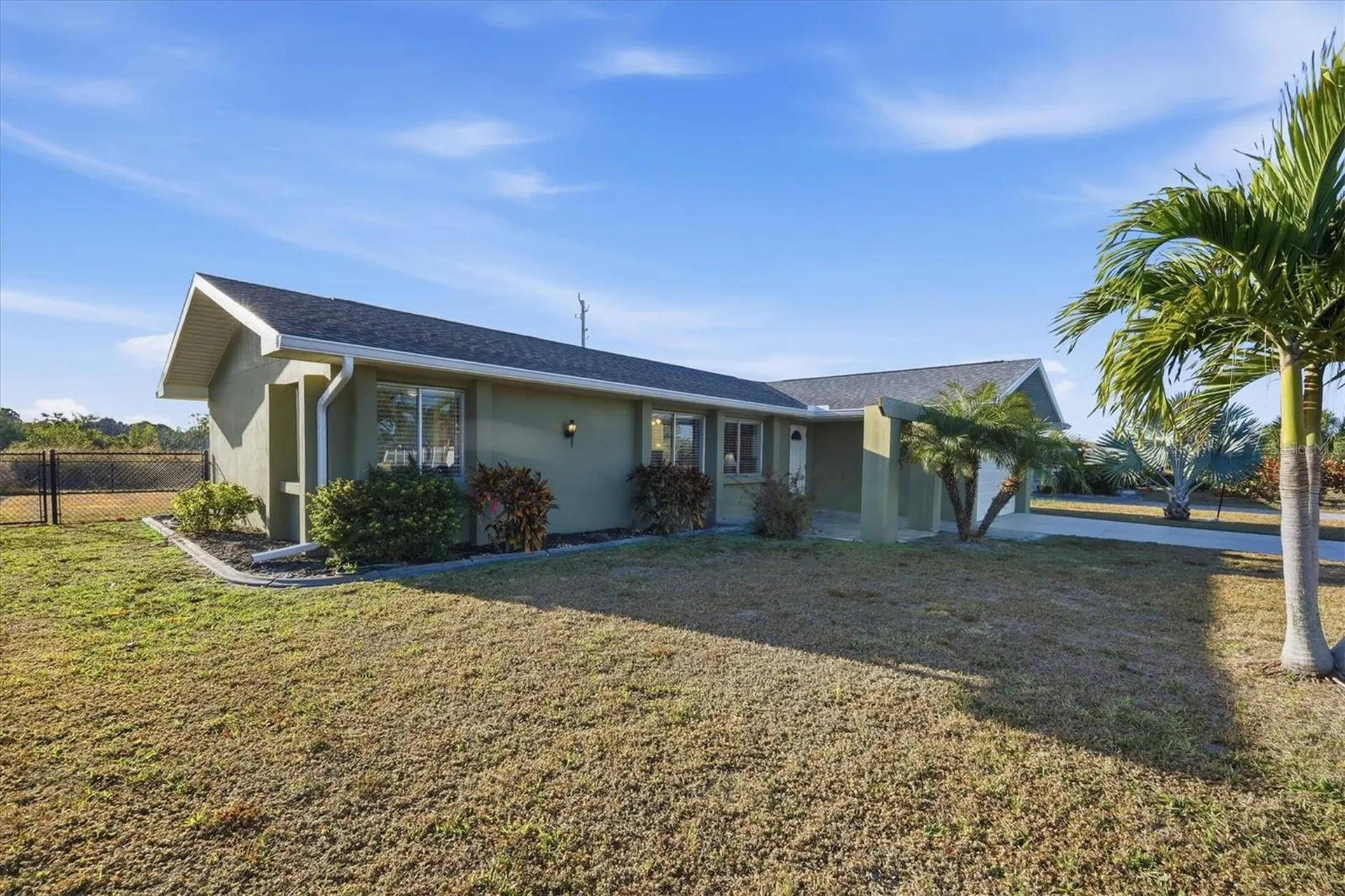 33 Annapolis Lane Rotonda West FL 33947