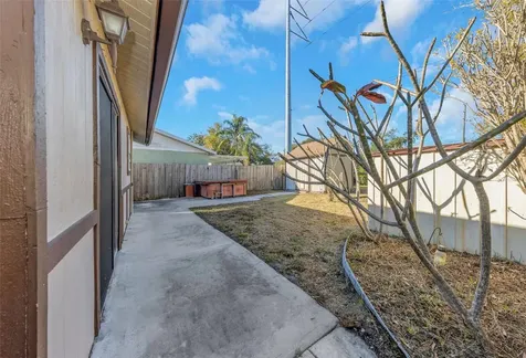 747 Brook Street Largo FL 33770