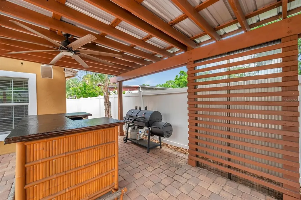 4815 Plantation Drive Tampa FL 33615