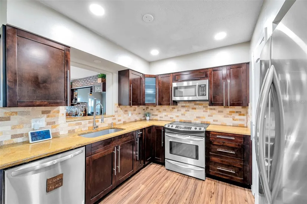 4815 Plantation Drive Tampa FL 33615