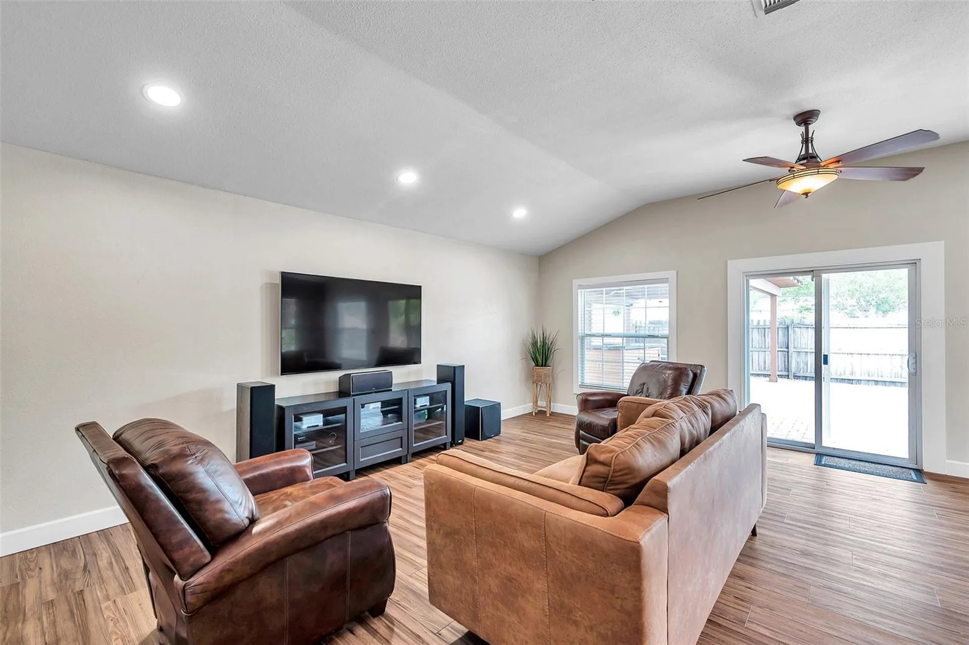 4815 Plantation Drive Tampa FL 33615
