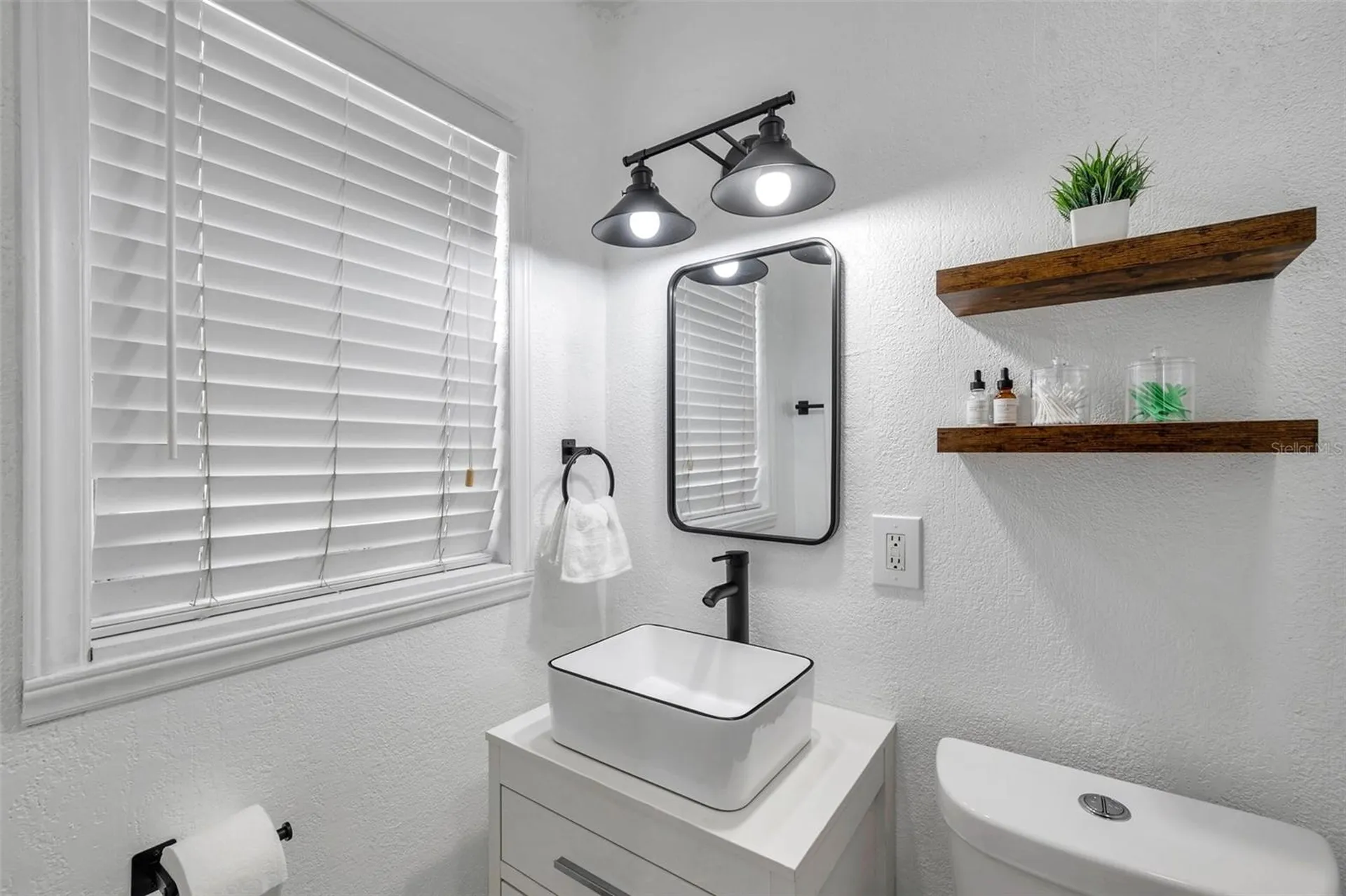 4815 Plantation Drive Tampa FL 33615