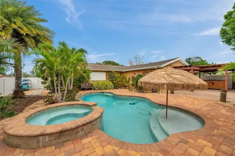 4815 Plantation Drive Tampa FL 33615