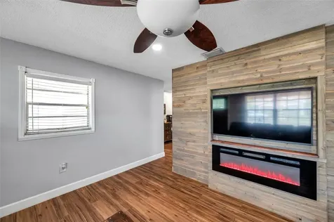 4815 Plantation Drive Tampa FL 33615