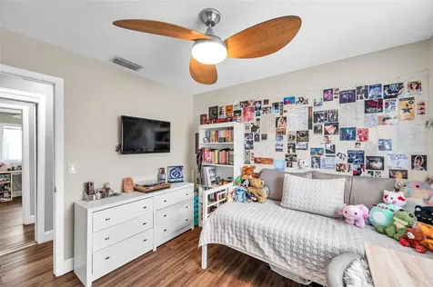 4815 Plantation Drive Tampa FL 33615