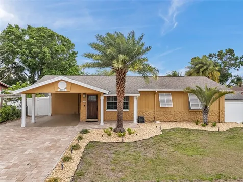 4815 Plantation Drive Tampa FL 33615
