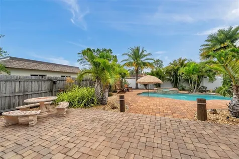 4815 Plantation Drive Tampa FL 33615