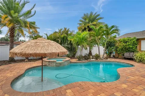4815 Plantation Drive Tampa FL 33615