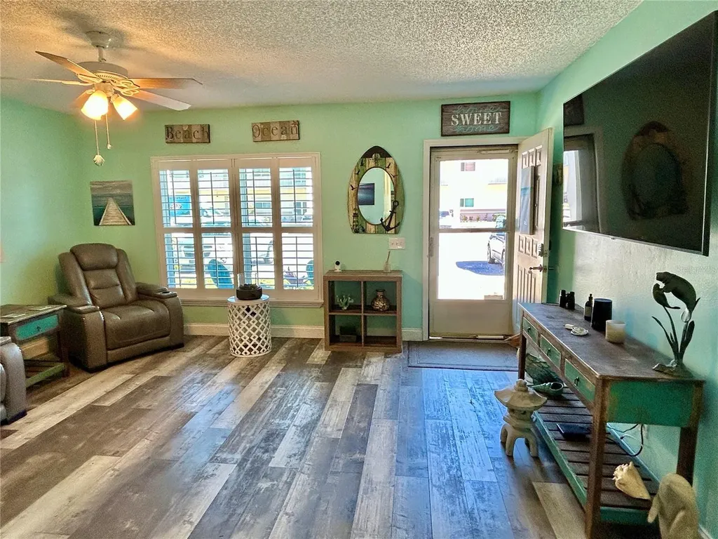 2296 Monaco Lane Clearwater FL 33763