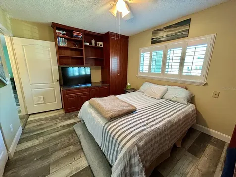 2296 Monaco Lane Clearwater FL 33763