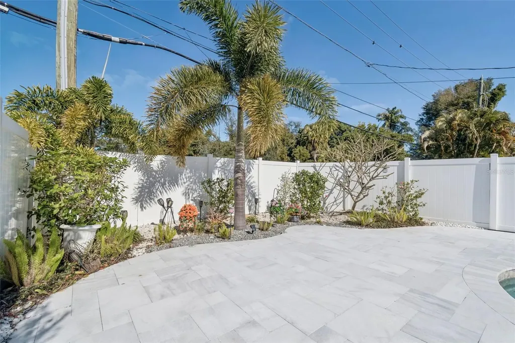 427 Villagrande Avenue S St Petersburg FL 33707