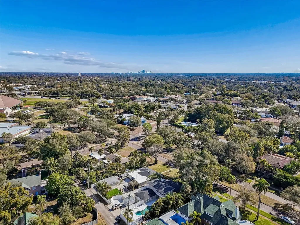 427 Villagrande Avenue S St Petersburg FL 33707
