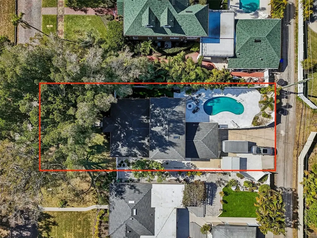 427 Villagrande Avenue S St Petersburg FL 33707