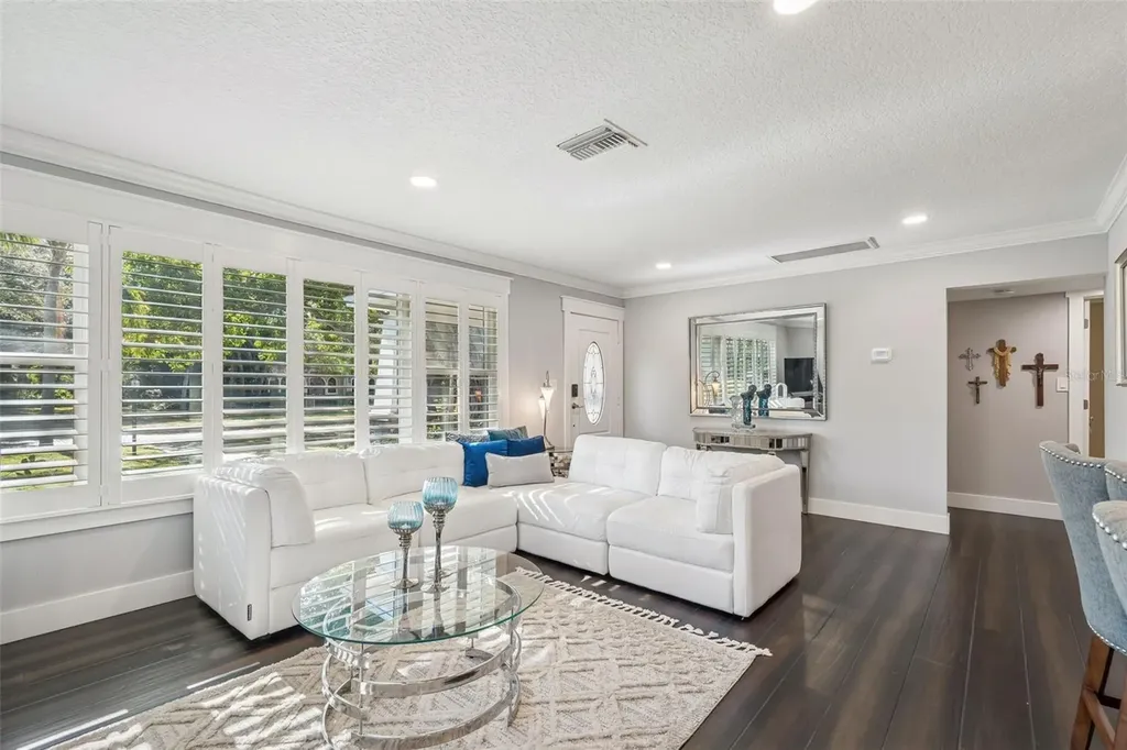 427 Villagrande Avenue S St Petersburg FL 33707